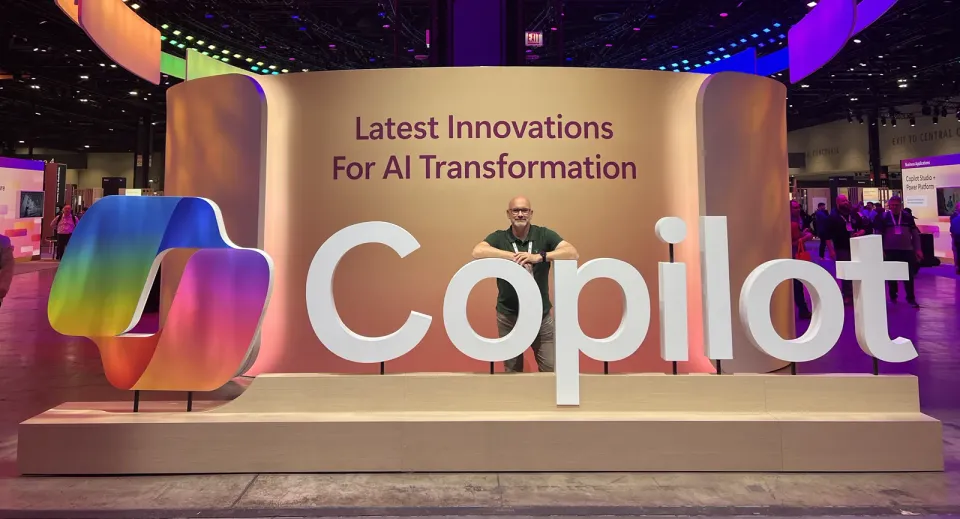 Peter Schmidt ved Microsoft Copilot-området på Microsoft Ignite